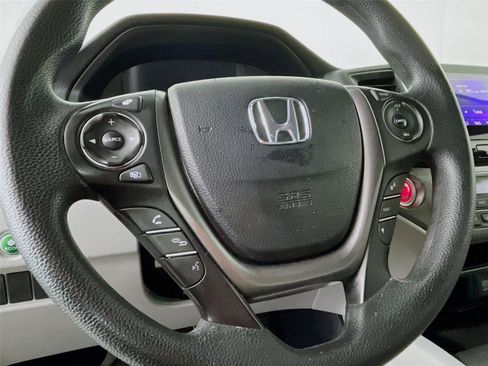 Used 2017 Honda Pilot EX image 16