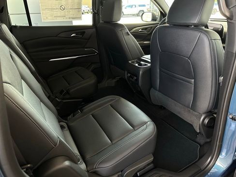 New 2026 Chevrolet Traverse LT image 18