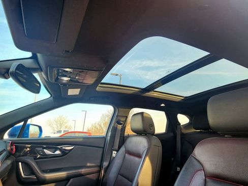 Used 2019 Chevrolet Blazer RS w/ Sun and Wheels Package image 30