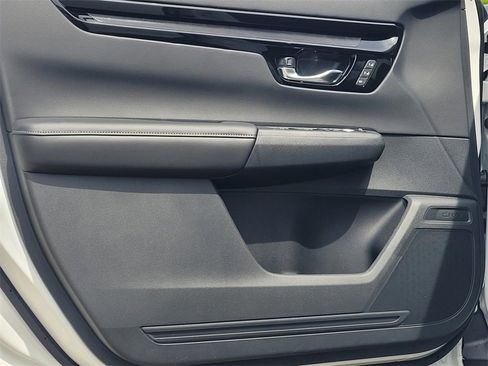 New 2025 Honda CR-V EX-L image 13