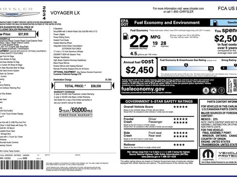 Used 2024 Chrysler Voyager LX FWD image 2