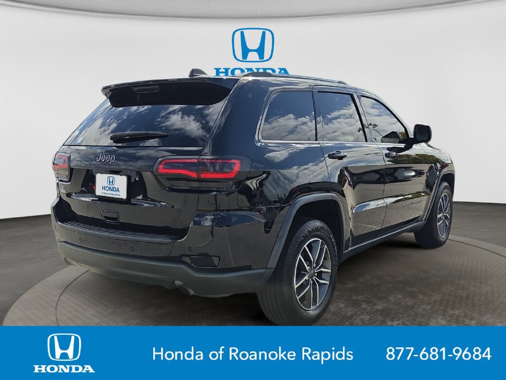 Used 2020 Jeep Grand Cherokee Laredo w/ Laredo X Package RWD image 5