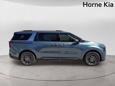 New 2026 Kia Carnival SX FWD image 3