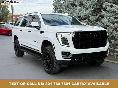 Used 2025 GMC Yukon XL Denali AWD/4WD image 11