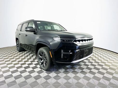 New 2026 Jeep Grand Wagoneer Limited AWD/4WD image 2