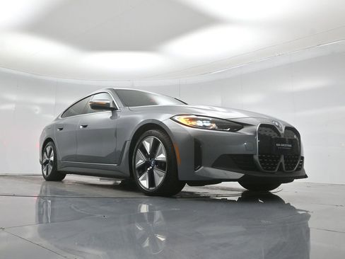 Used 2023 BMW i4 eDrive40 RWD image 48