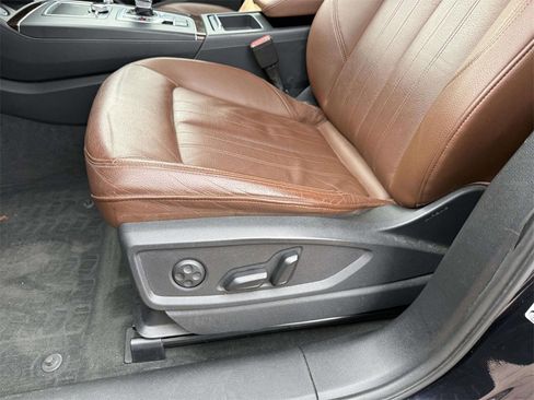 Used 2018 Audi Q5 2.0T Premium Plus w/ Premium Plus Package image 11