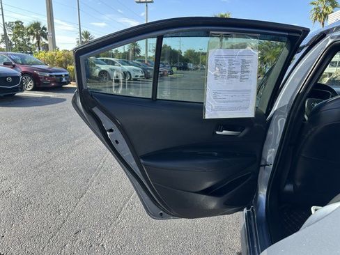 Used 2021 Toyota Corolla XSE image 40