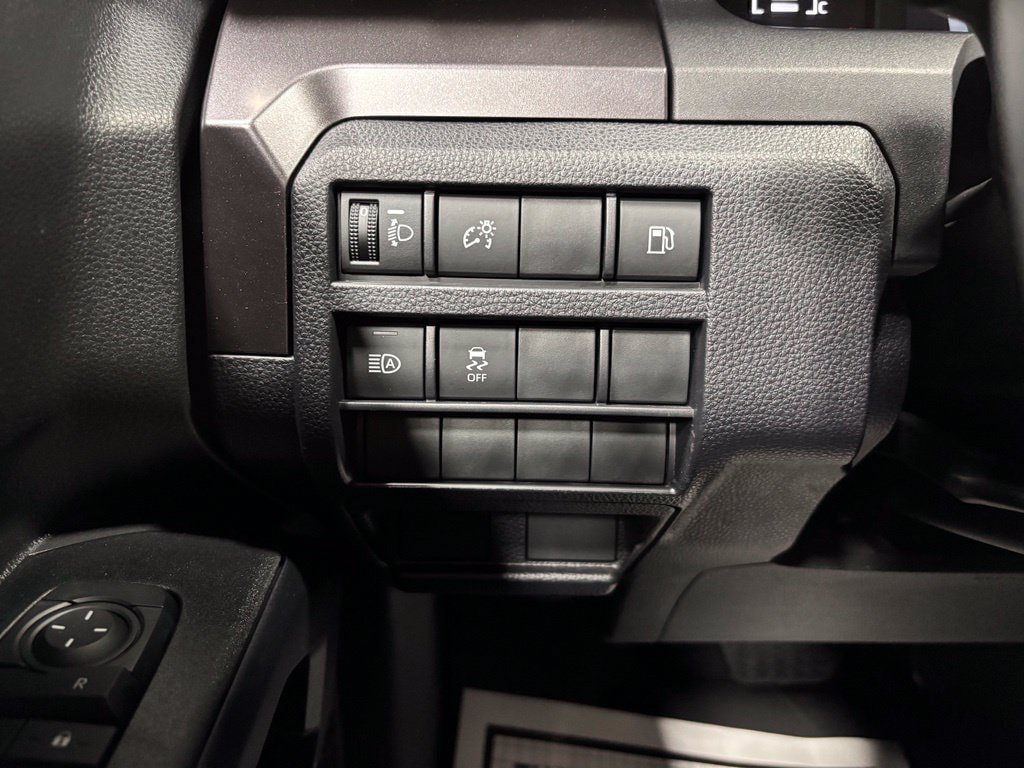 Used 2026 Toyota 4Runner SR5 AWD/4WD image 17
