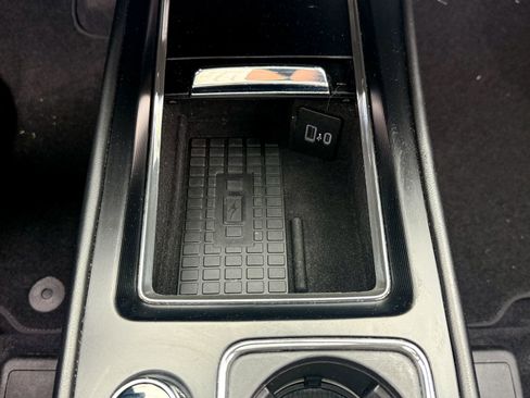 Used 2023 Lincoln Corsair AWD w/ Equipment Group 101A image 28