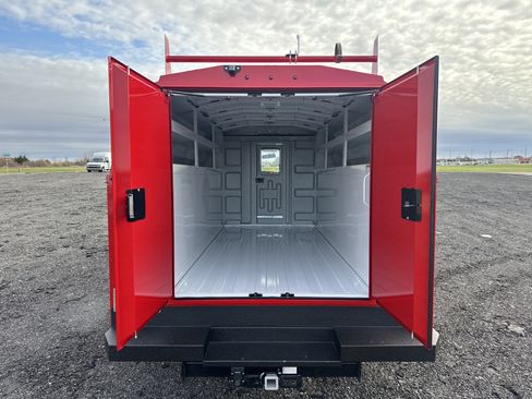 New 2025 Chevrolet Express 3500 w/ Power Convenience Package image 5