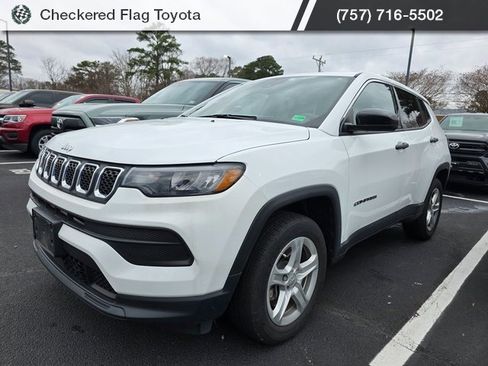 Used 2023 Jeep Compass Sport image 1