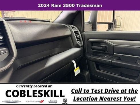 Used 2024 RAM 3500 Tradesman w/ Chrome Appearance Group AWD/4WD image 24