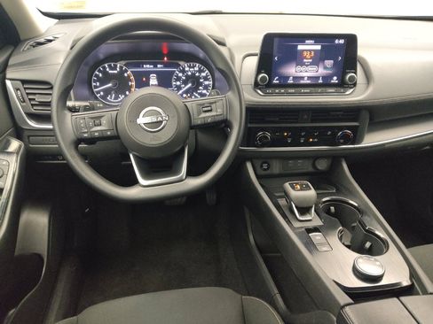 Used 2024 Nissan Rogue S AWD/4WD image 22