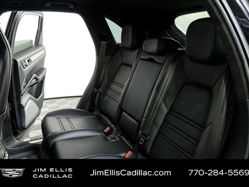 Used 2021 Porsche Cayenne Turbo S w/ Premium Package Plus image 24