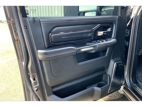 Used 2024 RAM 2500 Limited AWD/4WD image 25