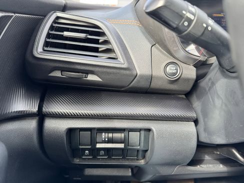 Used 2022 Subaru Crosstrek 2.0i Premium w/ Popular Package #2 image 16