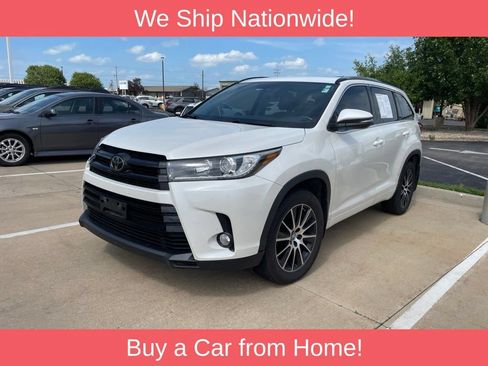 Used 2018 Toyota Highlander SE AWD/4WD image 2
