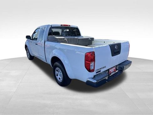 Used 2016 Nissan Frontier S image 14