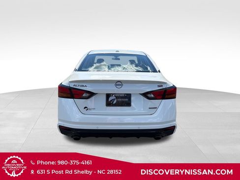 Certified 2024 Nissan Altima 2.0 SR FWD image 11