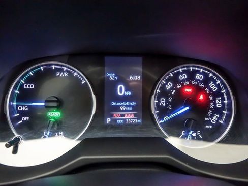 Certified 2022 Toyota RAV4 LE w/ Carpet Mat Package (TMS) image 17