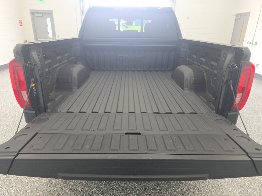 Used 2026 GMC Sierra 1500 AT4 w/ AT4 Premium Package AWD/4WD image 24