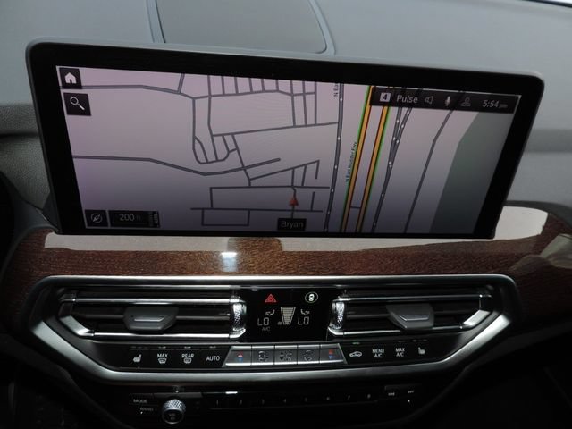Used 2024 BMW X4 xDrive30i w/ Parking Assistance Package AWD/4WD image 25