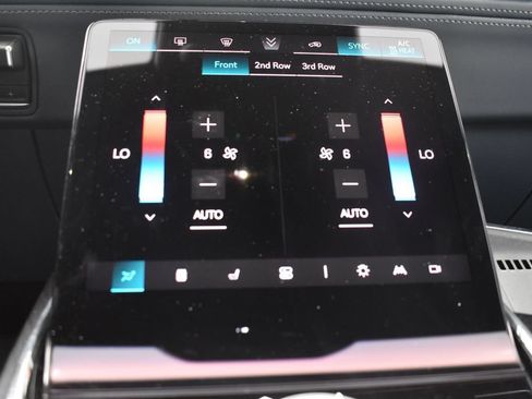 Used 2025 Cadillac Escalade IQ Luxury 2 w/ LPO, Premium Carpet Package AWD/4WD image 19