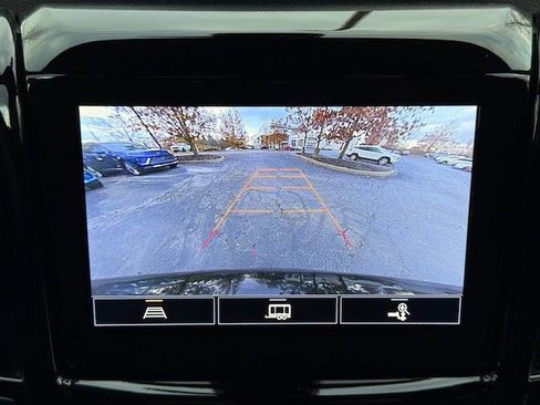 Certified 2023 Chevrolet Traverse LT image 36