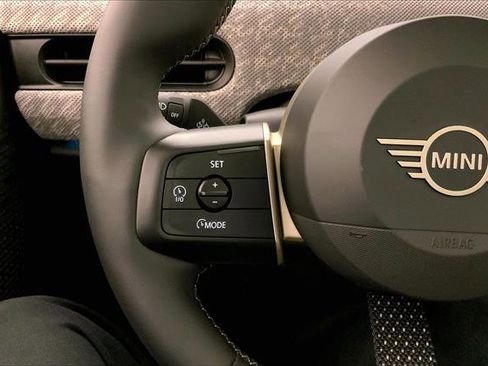 Used 2025 MINI Cooper S image 18