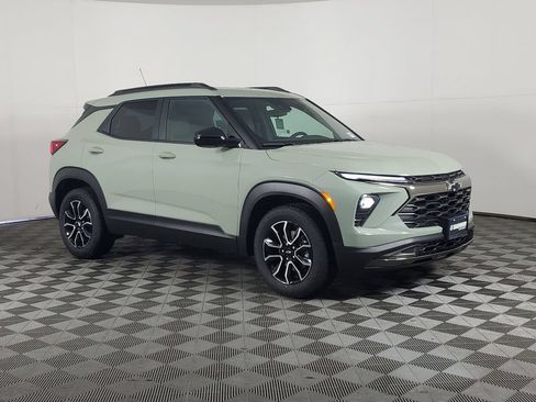 New 2026 Chevrolet TrailBlazer ACTIV FWD image 2