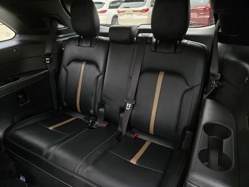 Certified 2024 MAZDA CX-90 Plug-In Hybrid w/ Premium Plus AWD/4WD image 14