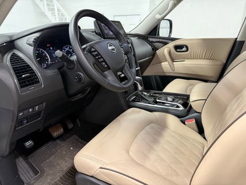 Used 2024 Nissan Armada Platinum w/ Captain's Chairs Package RWD image 19