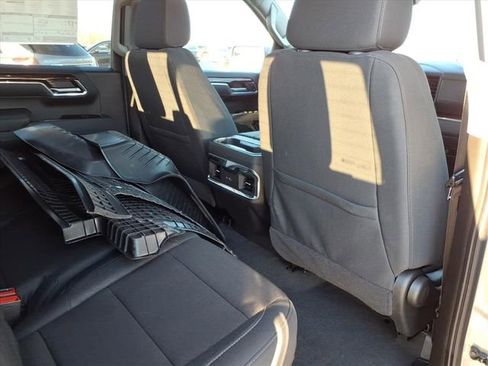 New 2026 GMC Sierra 1500 Elevation image 22