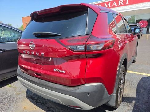 Used 2023 Nissan Rogue SV AWD/4WD image 5