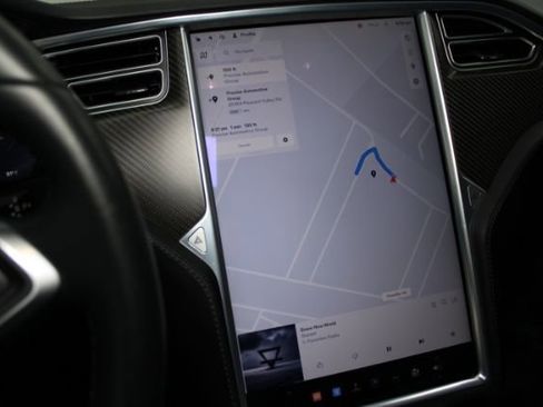 Used 2017 Tesla Model S 75D image 13