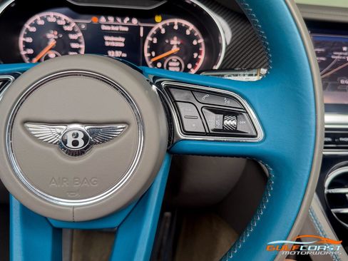 Used 2022 Bentley Continental GT AWD/4WD image 32