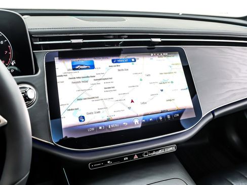 New 2026 Mercedes-Benz E 450 4MATIC Sedan image 6