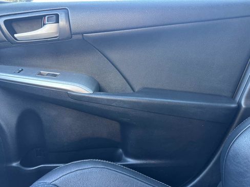 Used 2014 Toyota Camry SE image 22