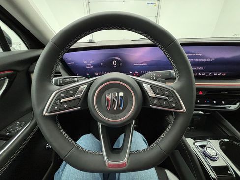 New 2025 Buick Envision Sport Touring image 25