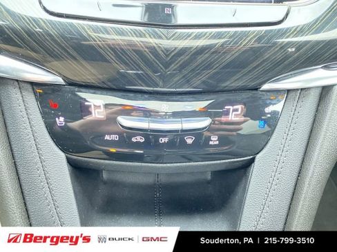 Used 2021 Cadillac XT6 Premium Luxury image 41