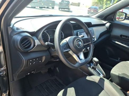 Used 2020 Nissan Kicks S FWD image 19