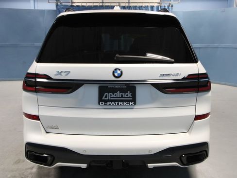 Used 2023 BMW X7 xDrive40i w/ Executive Package image 42