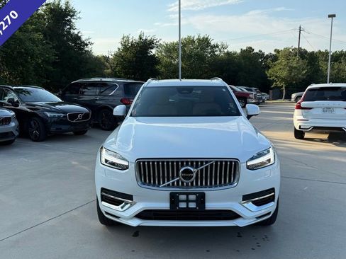 Certified 2024 Volvo XC90 T8 Ultimate w/ Lounge Package AWD/4WD image 2