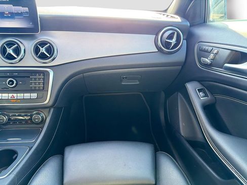 Used 2020 Mercedes-Benz GLA 250 image 19