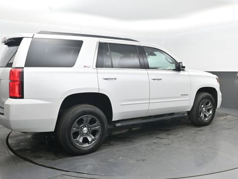 Used 2018 Chevrolet Tahoe LT image 9