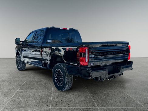 New 2026 Ford F250 Platinum w/ FX4 Off-Road Package image 3