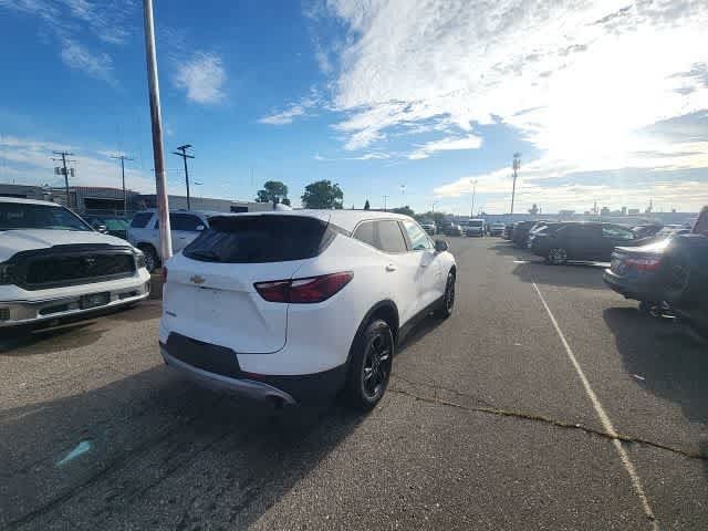 Used 2021 Chevrolet Blazer LT FWD image 13