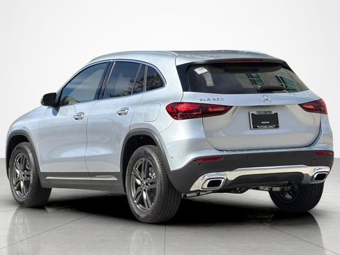 New 2026 Mercedes-Benz GLA 250 image 3