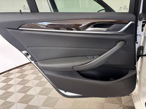 Used 2019 BMW 530i xDrive AWD/4WD image 19